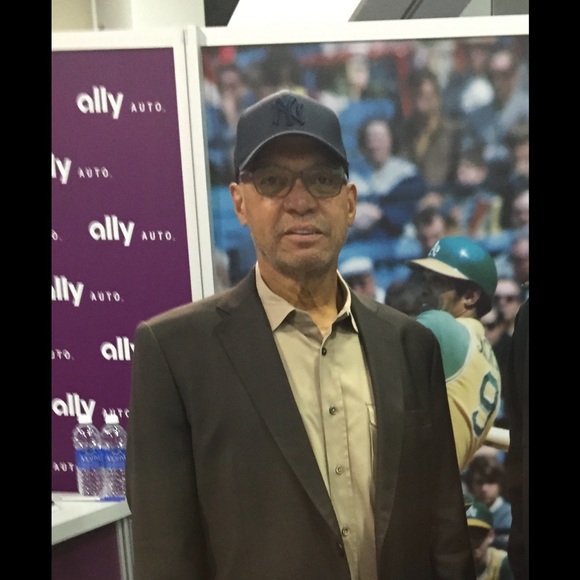 Reggie Jackson  signed baseball - Picture 3 of 3